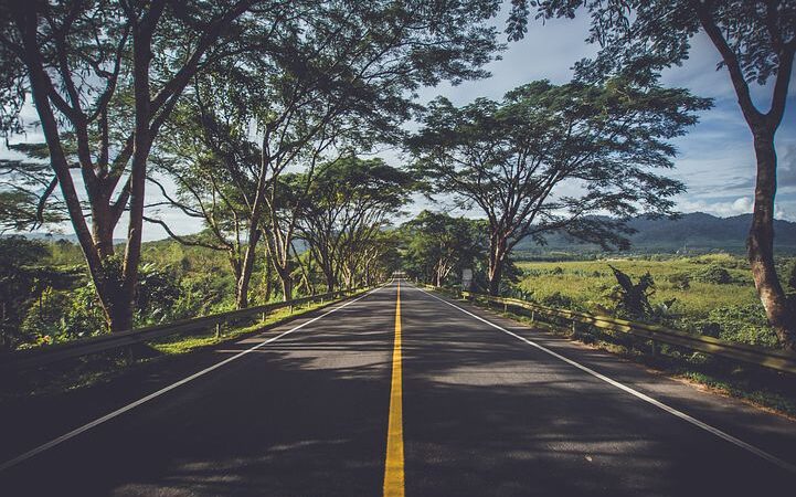 Wypożyczenie dostawczaka – na co zwrócić uwagę