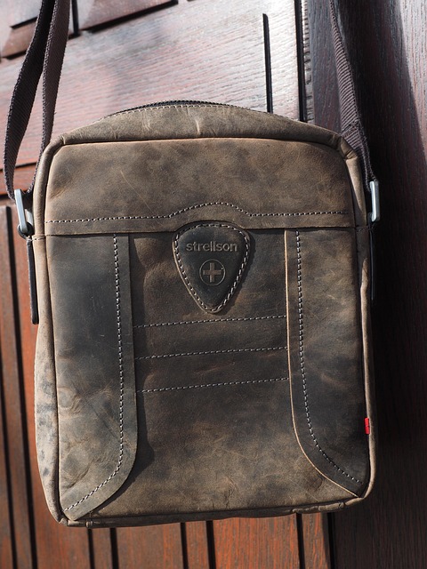 Jakie plusy ma torba skórzana na ramię Wrocław przy codziennym noszeniu